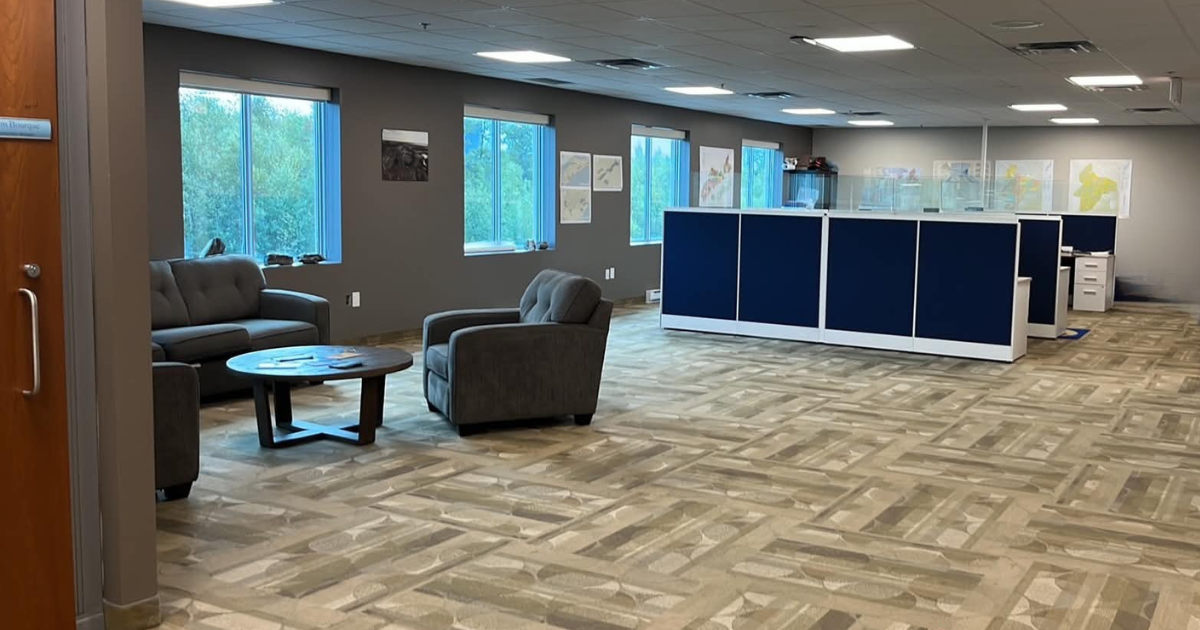 Jemaxx-cleaned office space